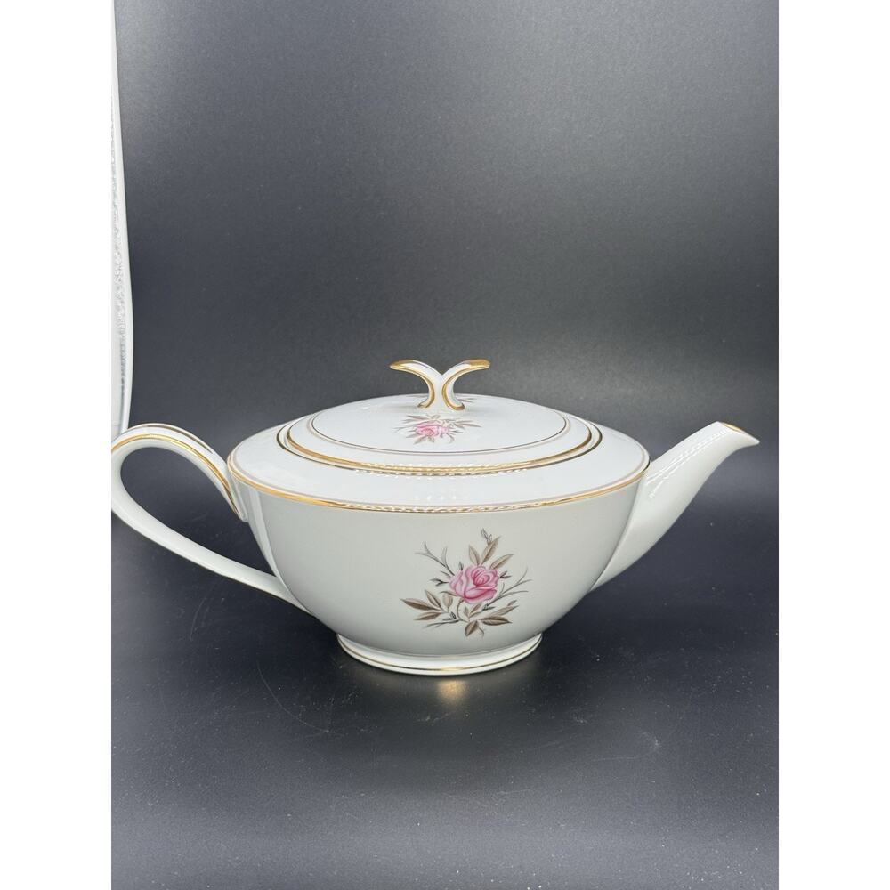 Noritake Daryl Tea Pot Excellent Condition Pink Roses And Gold Trim